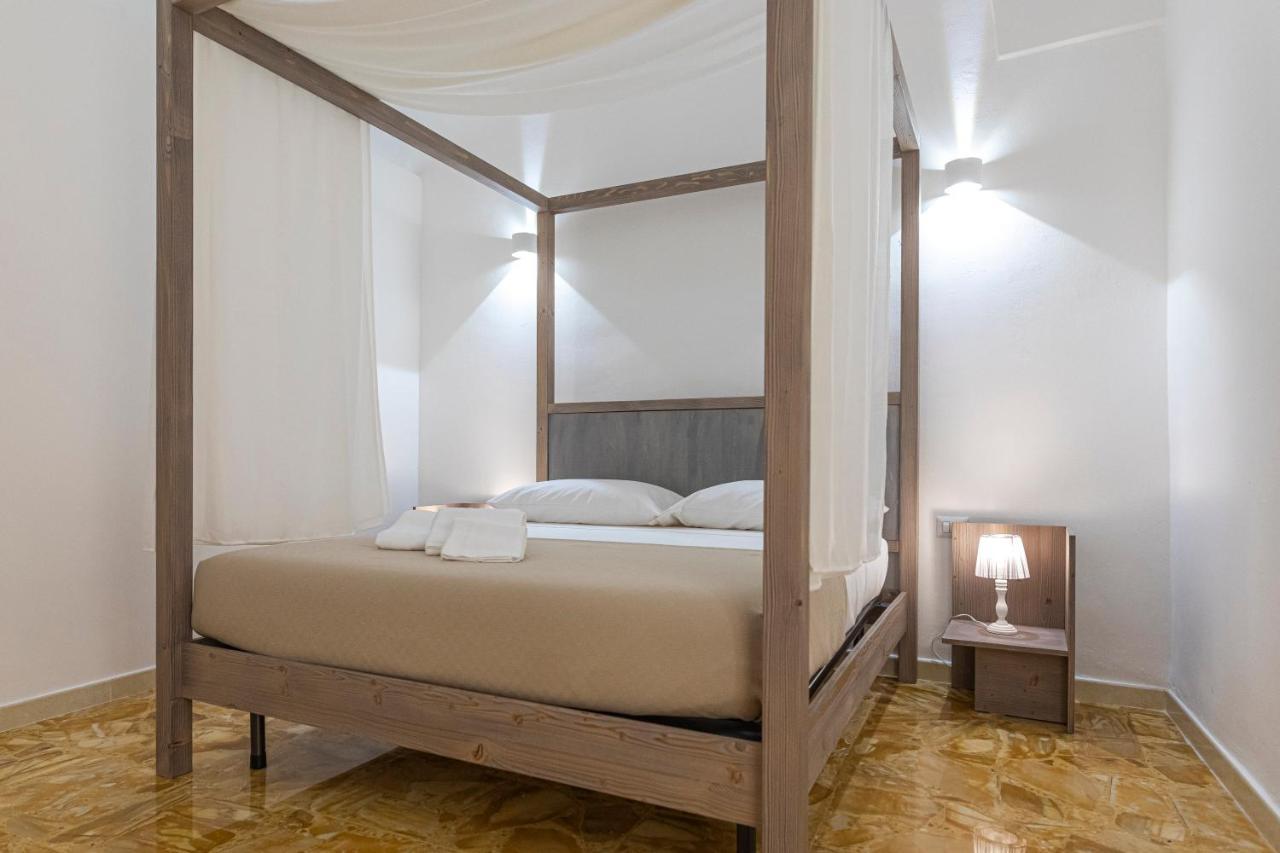 Corte Rovito Rooms & Suites Ugento Eksteriør bilde